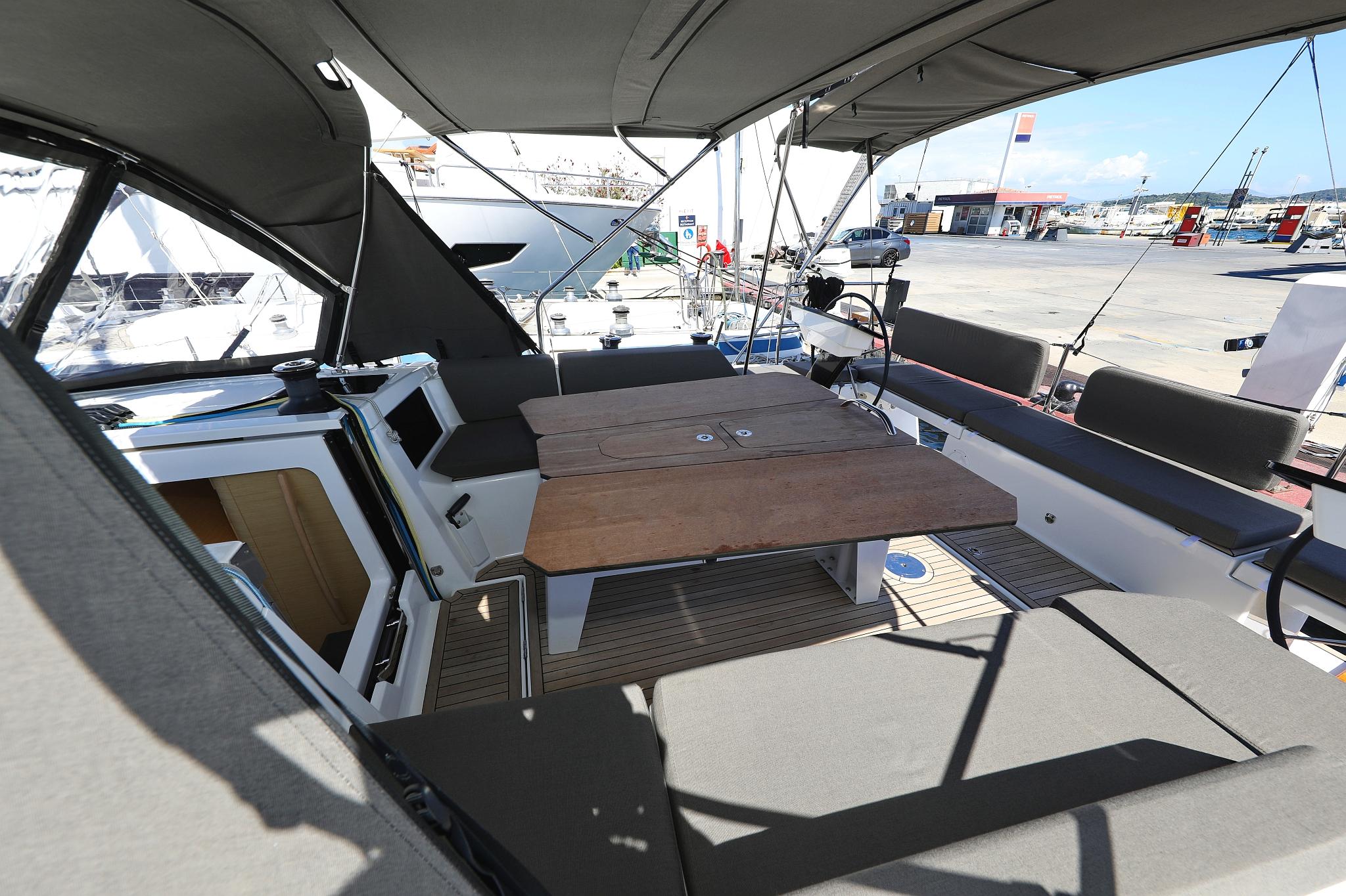 Dufour 44 - 4 cab, picture 8