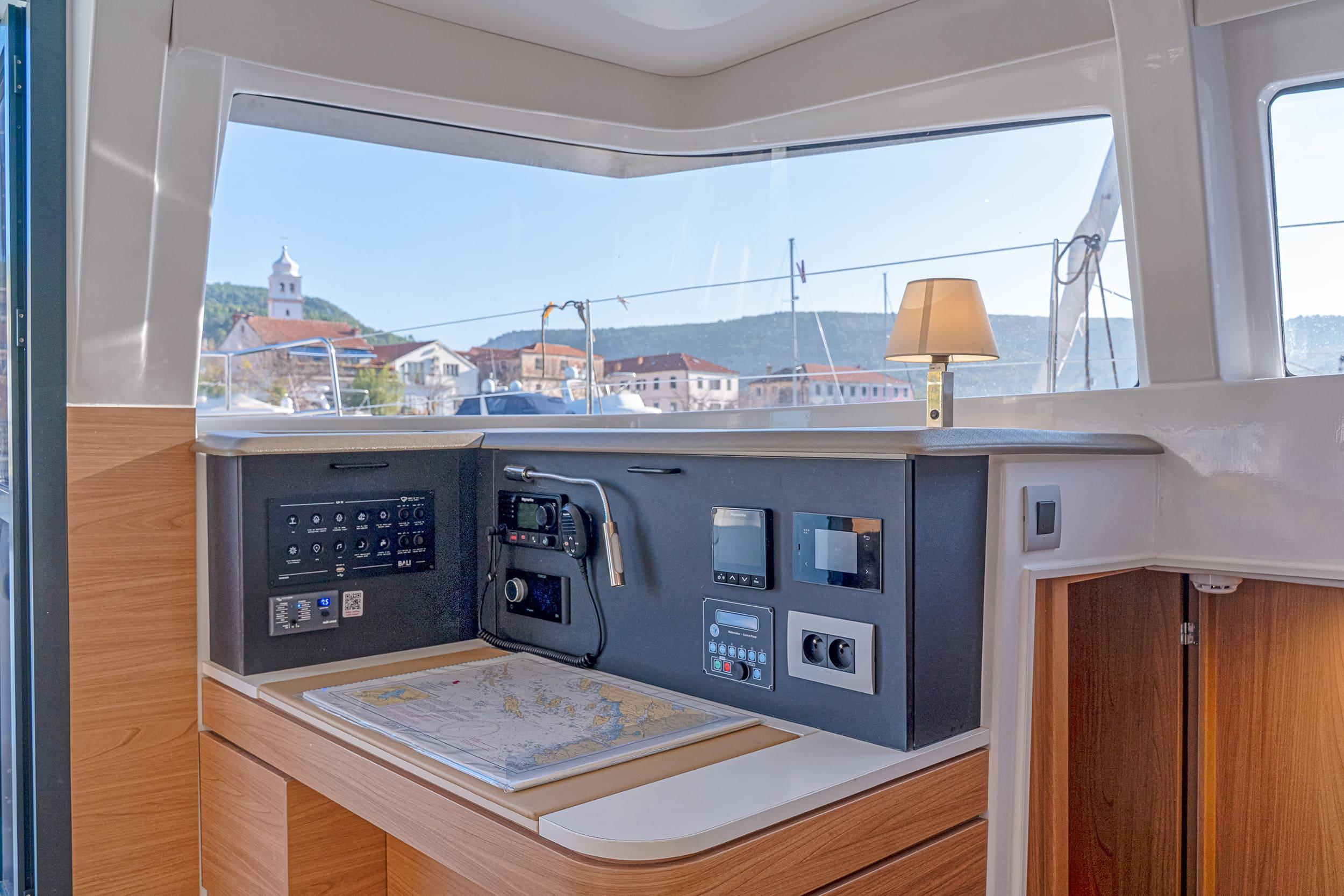 Bali 4.2 - 4 + 1 cab., picture 17