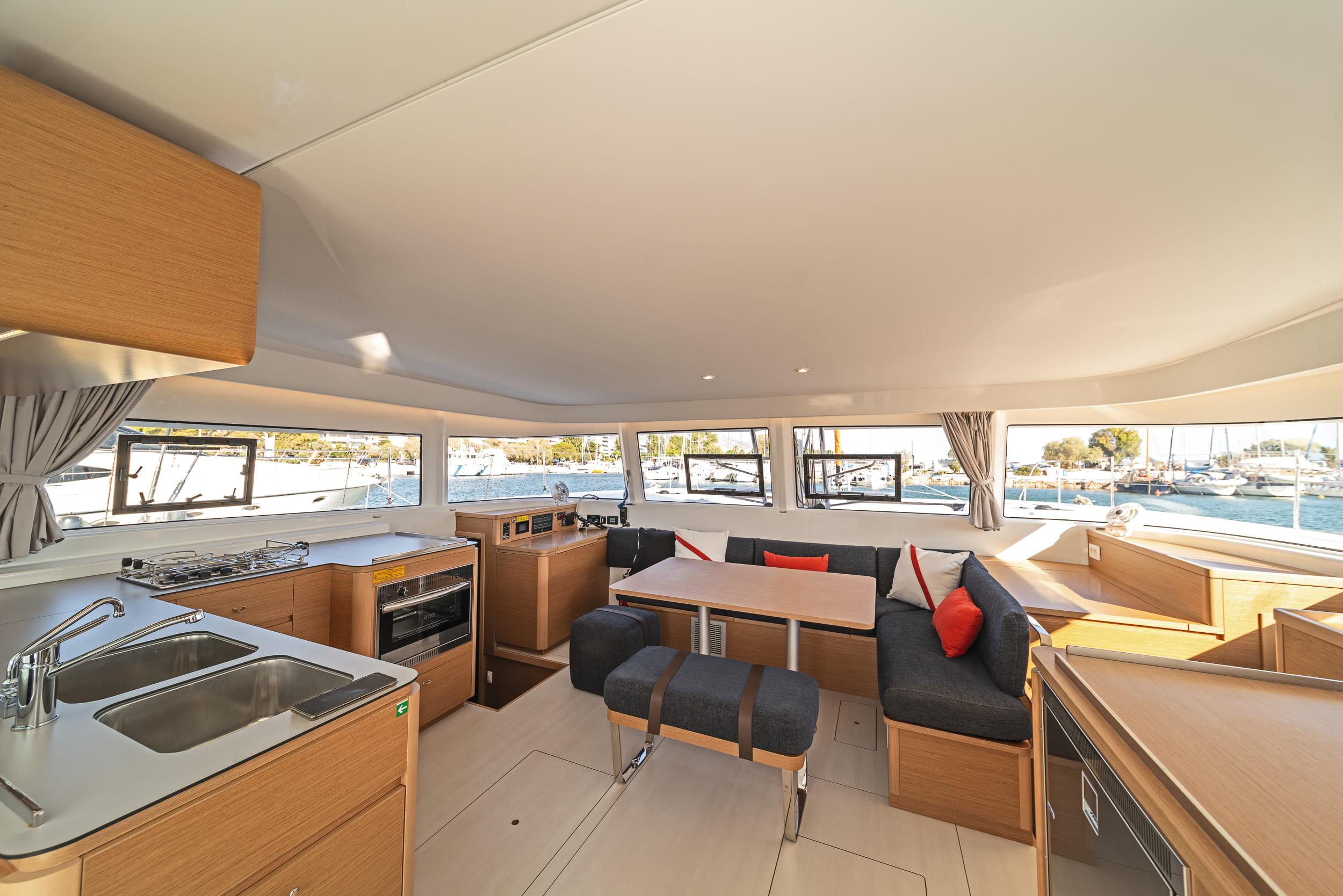 Excess 14 - 4 + 2 cab., picture 13