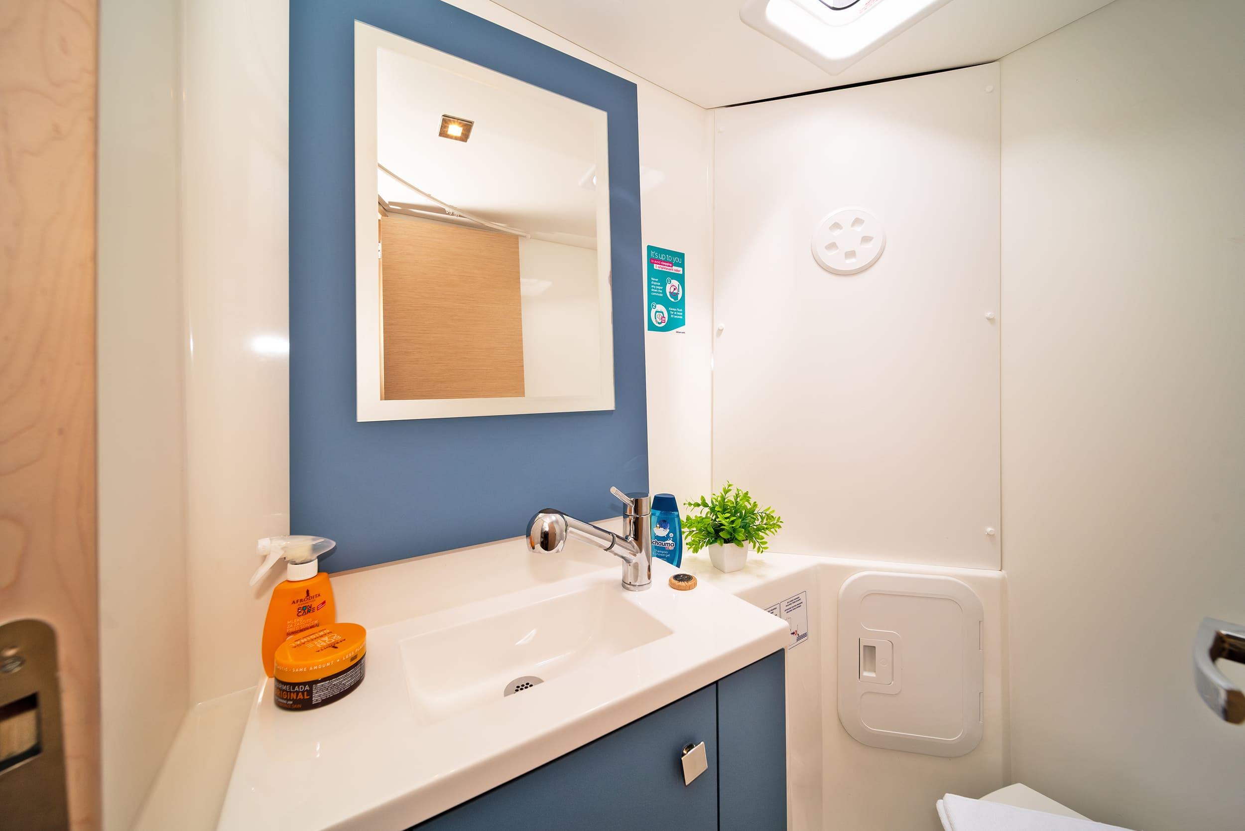 Fountaine Pajot Isla 40 - 4 + 1 cab., picture 17