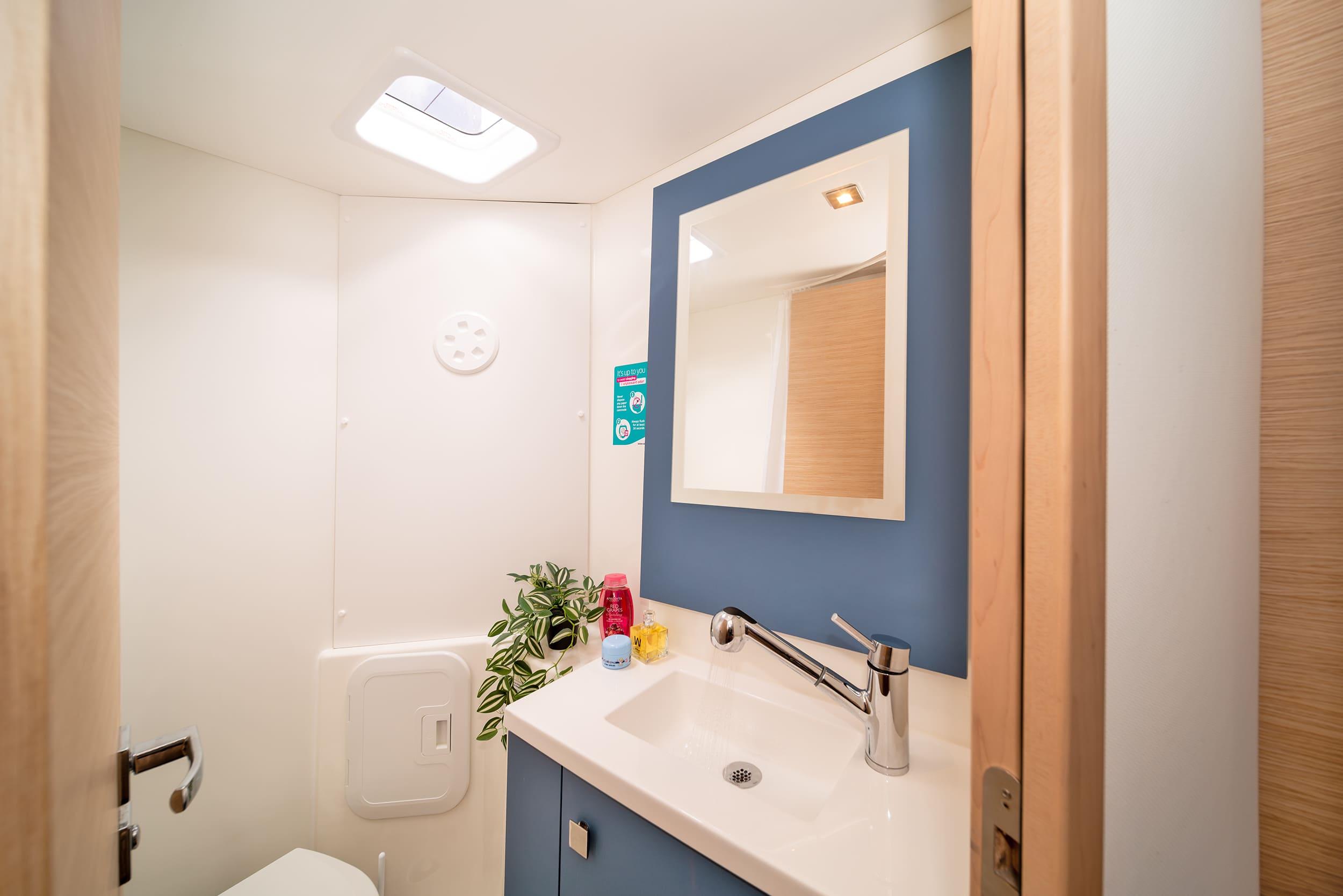 Fountaine Pajot Isla 40 - 4 + 1 cab., picture 18