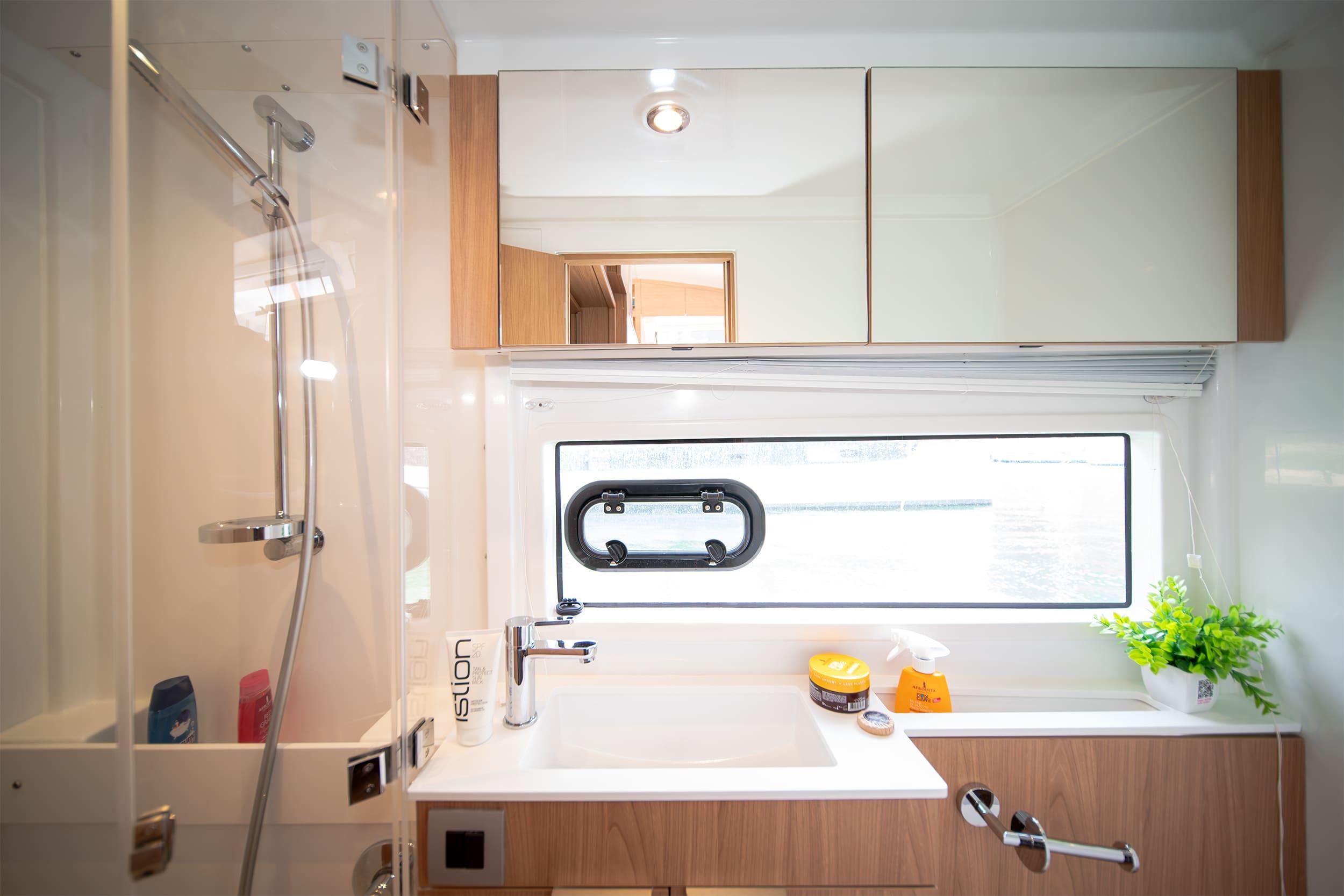 Bali Catsmart - 4 + 2 cab., picture 21