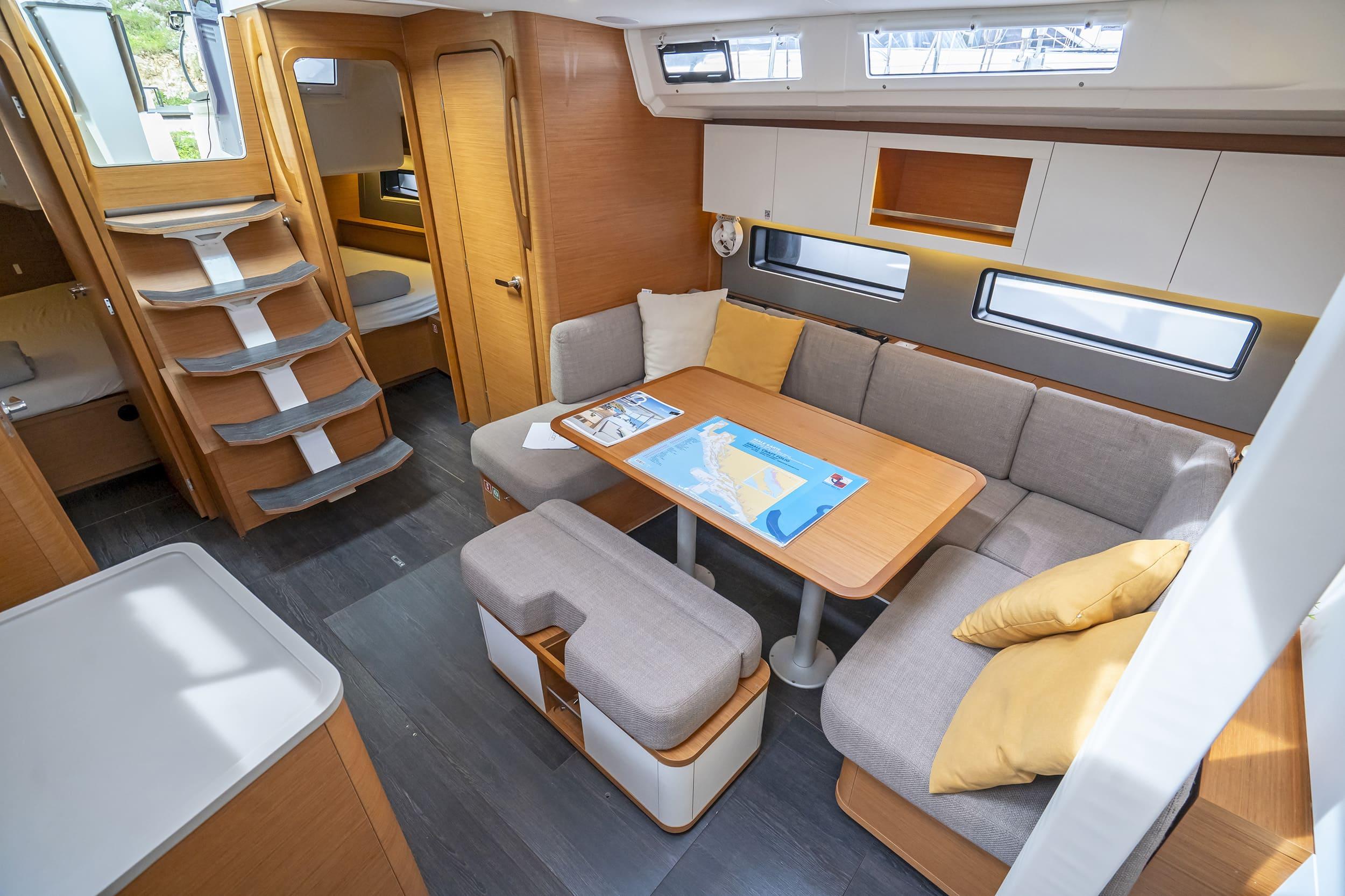 Dufour 41 - 3 cab., picture 11