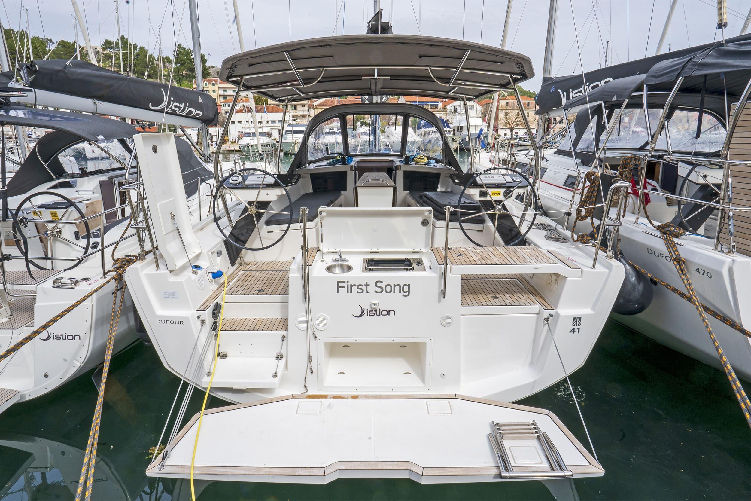 Dufour 41 - 3 cab., picture 6