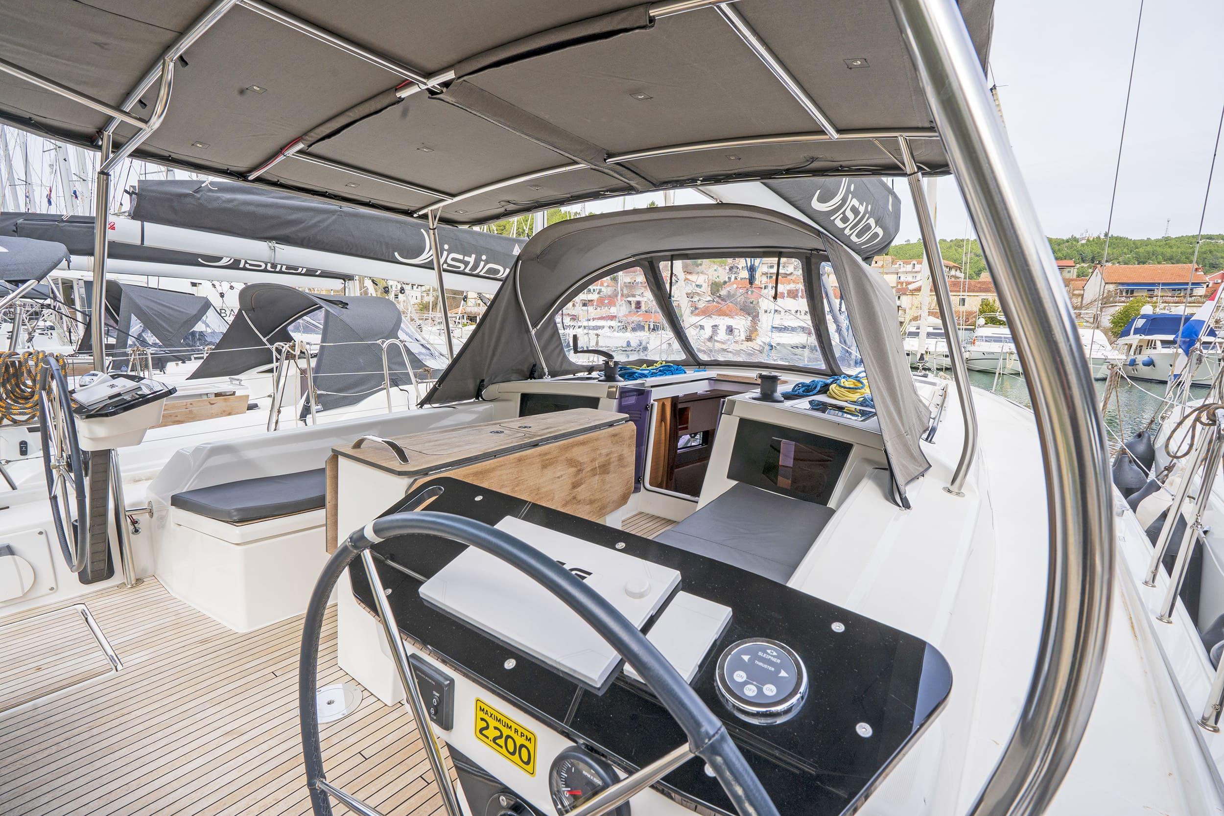 Dufour 41 - 3 cab., picture 8