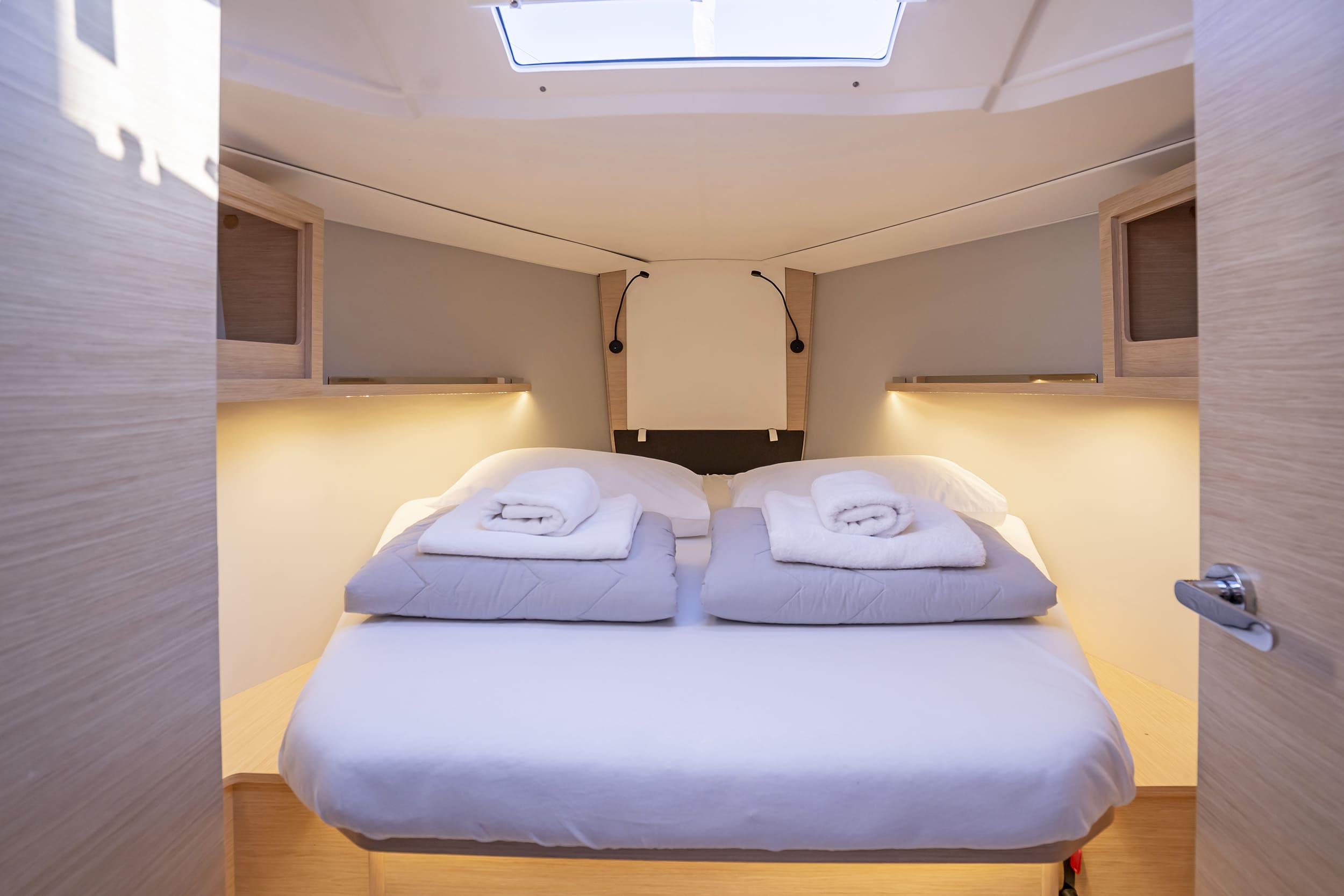 Dufour 37 - 3 cab., picture 13