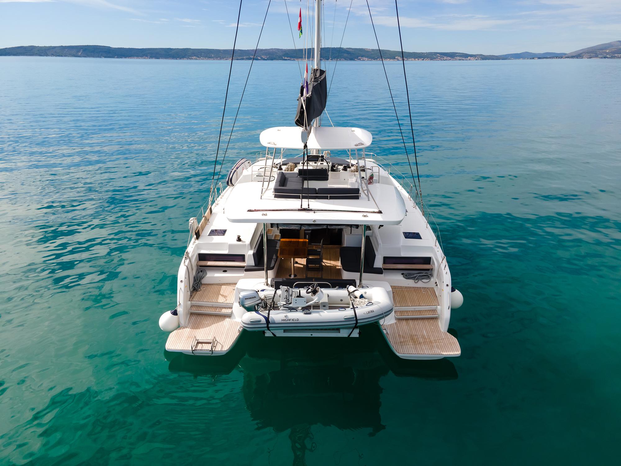 Lagoon 51 - 6 + 1 cab., picture 3