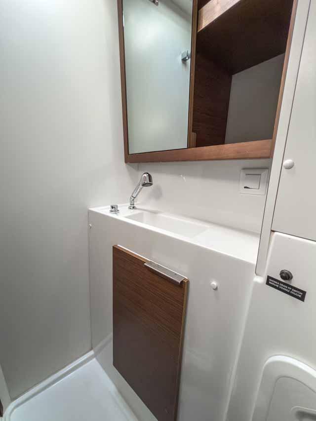 Lagoon 40 - 4 + 2 cab - Blue, picture 25