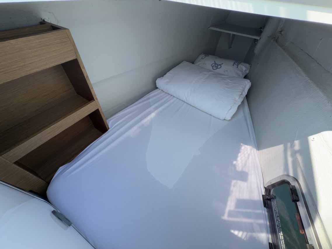 Lagoon 40 - 4 + 2 cab - Blue, picture 23