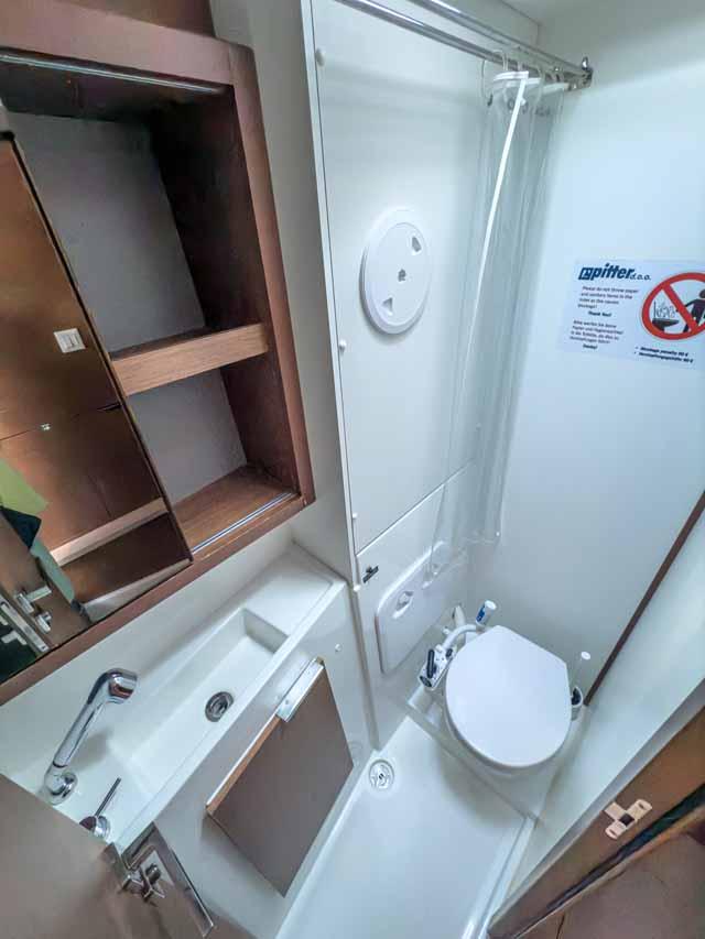 Lagoon 40 - 4 + 2 cab - Blue, picture 26