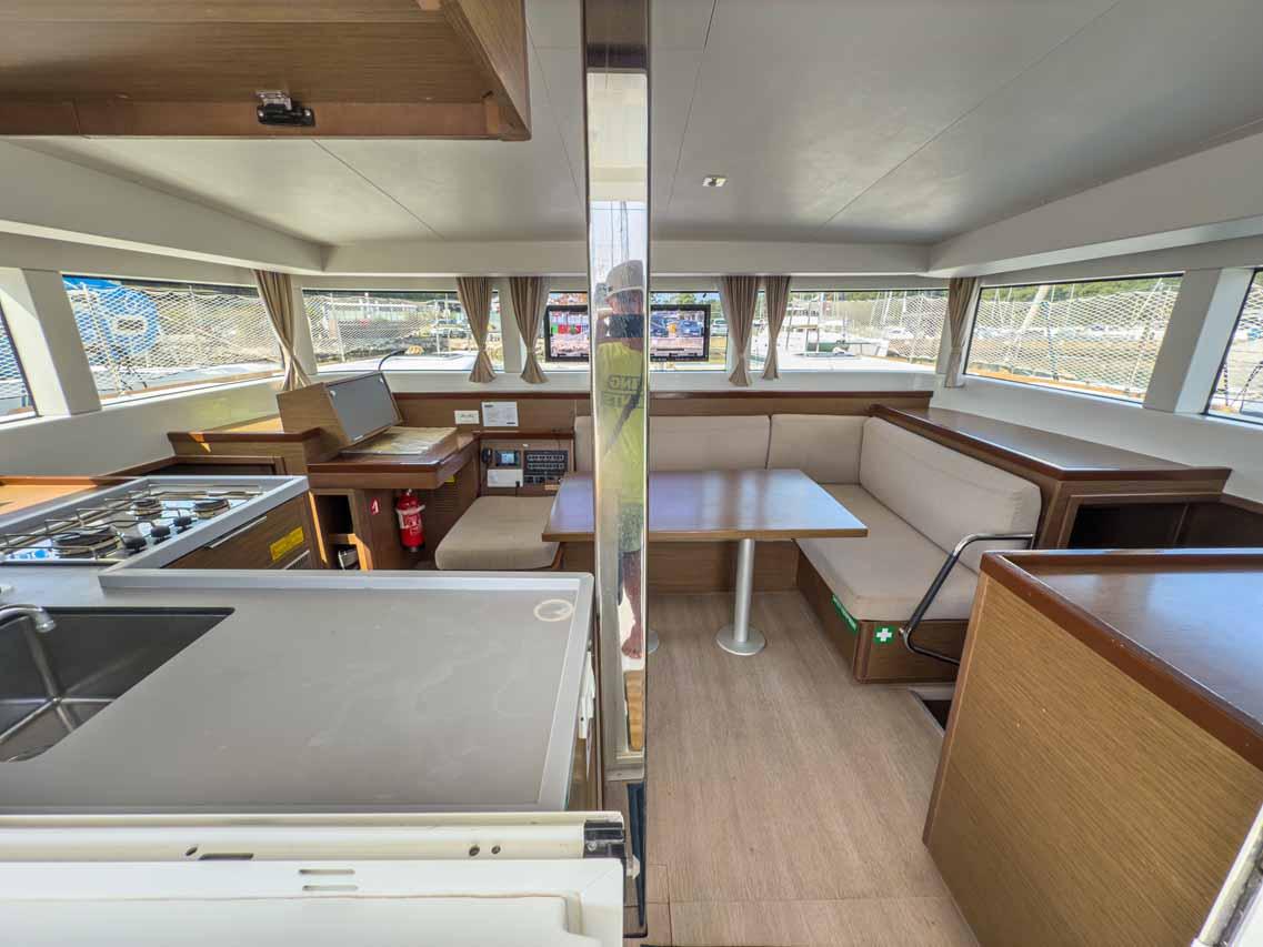 Lagoon 40 - 4 + 2 cab - Blue, picture 13