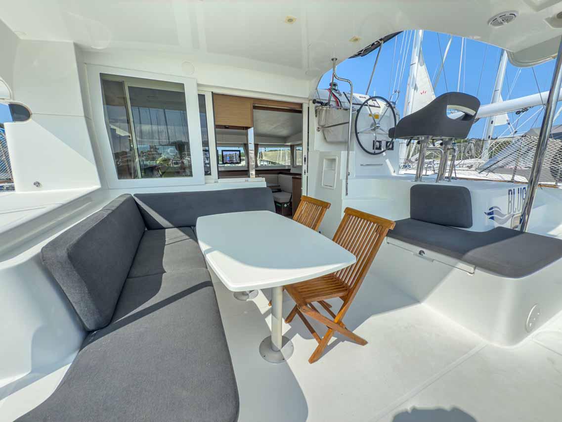 Lagoon 40 - 4 + 2 cab - Blue, picture 6