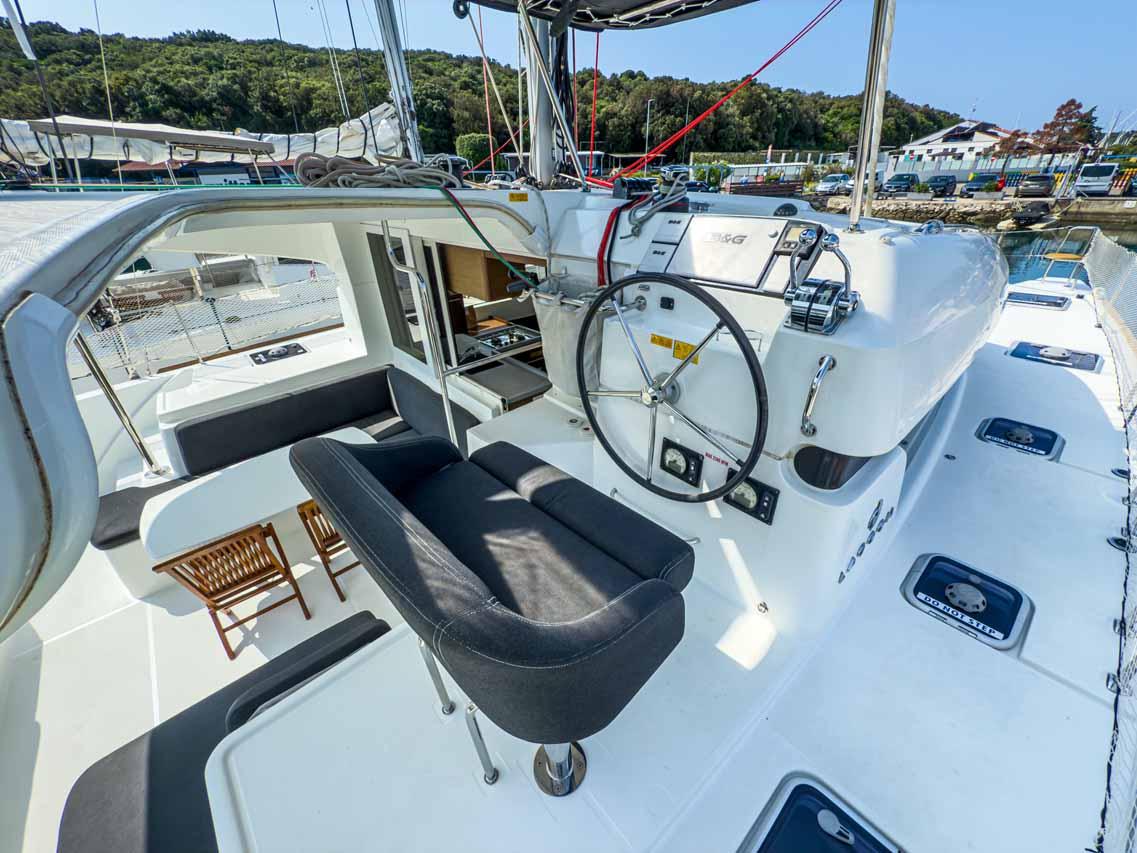 Lagoon 40 - 4 + 2 cab - Blue, picture 7