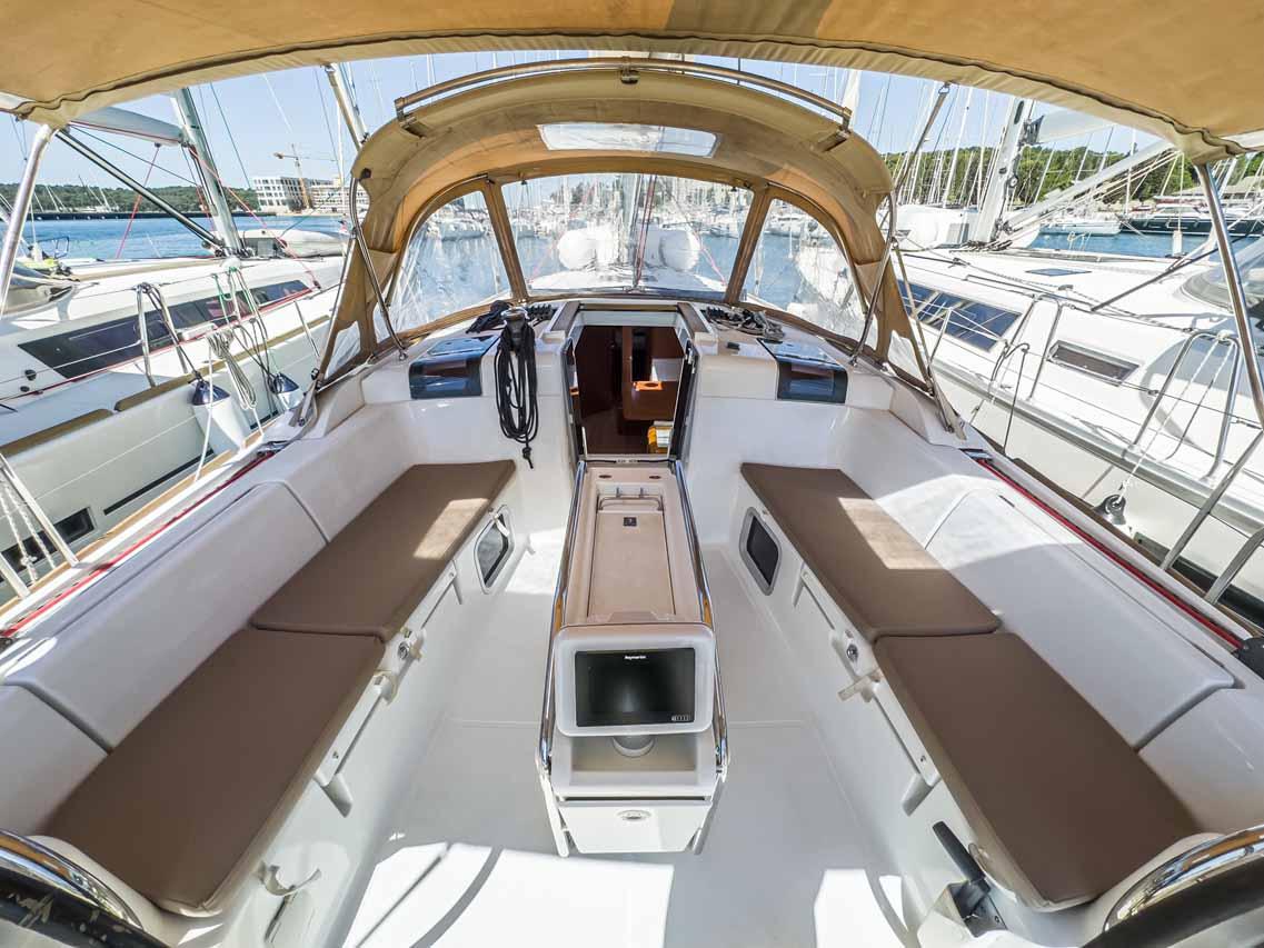 Sun Odyssey 449, picture 8