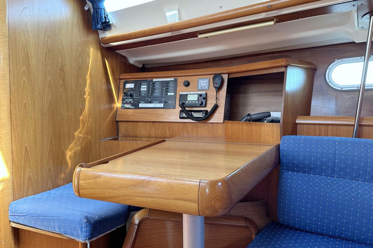 Sun Odyssey 40 - Moulin Rouge, picture 17