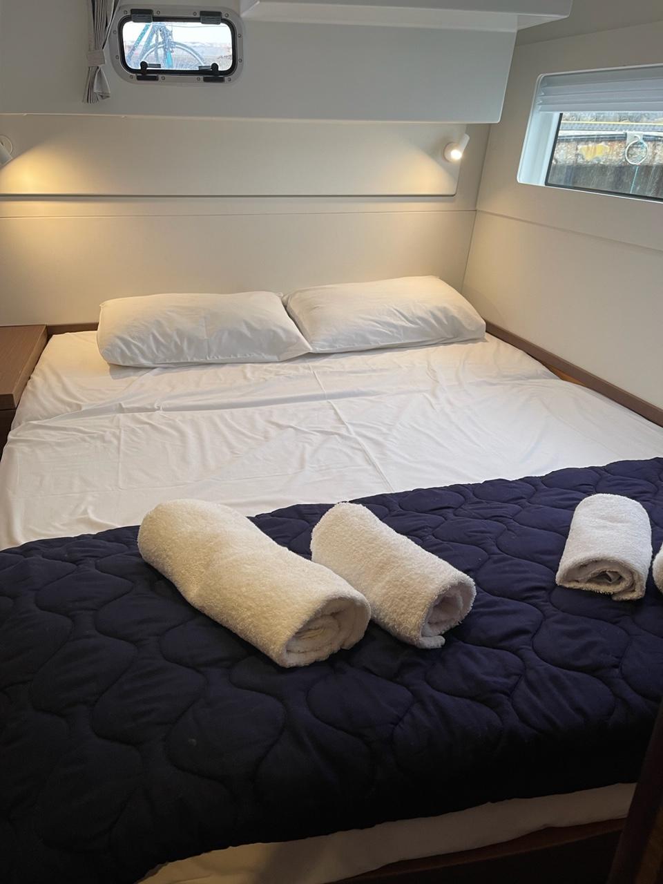 Lagoon 40 - 4 + 2 cab, picture 8