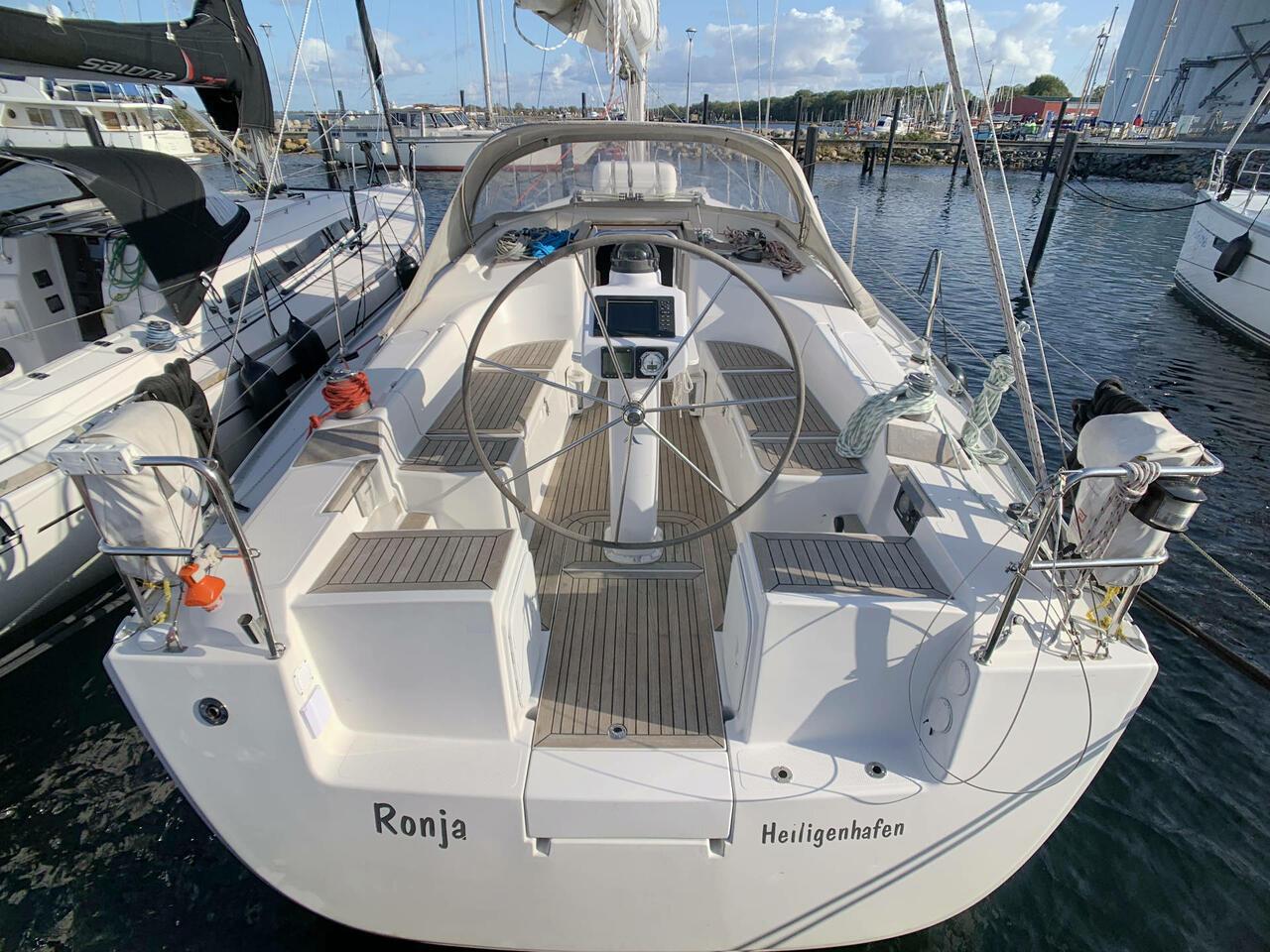 Hanse 370 - Ronja, picture 3