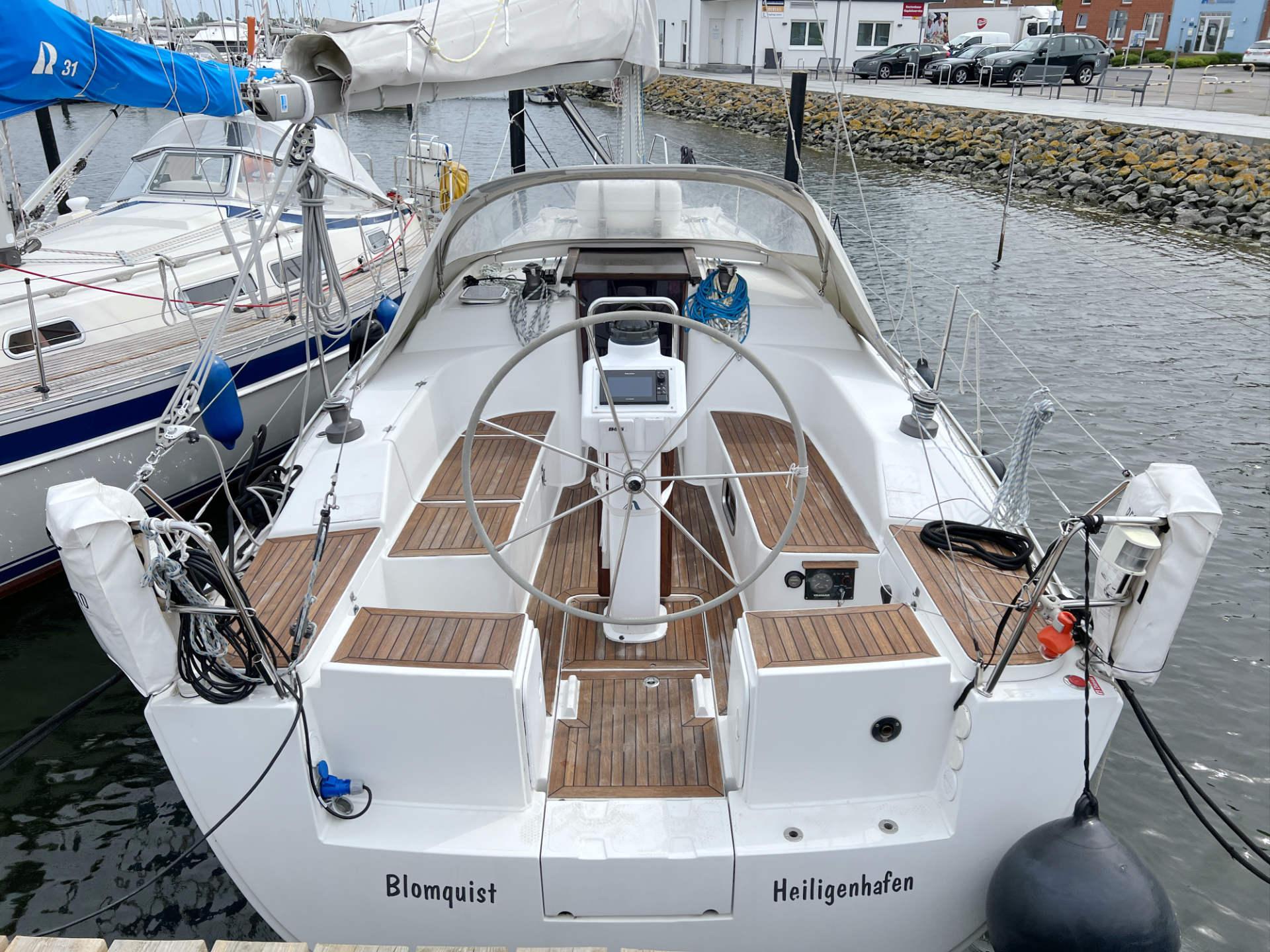 Hanse 320 - Blomquist, picture 1