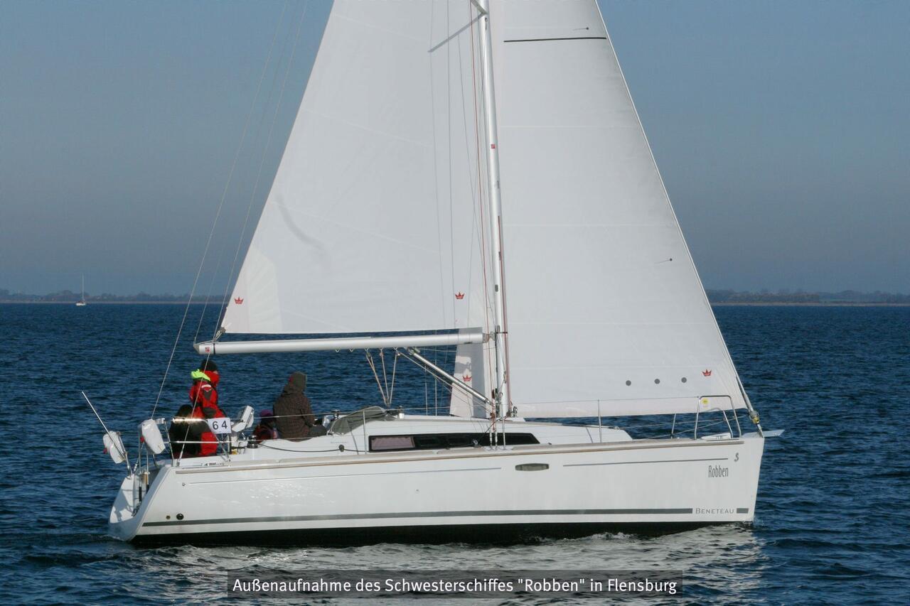 Oceanis 31, picture 9