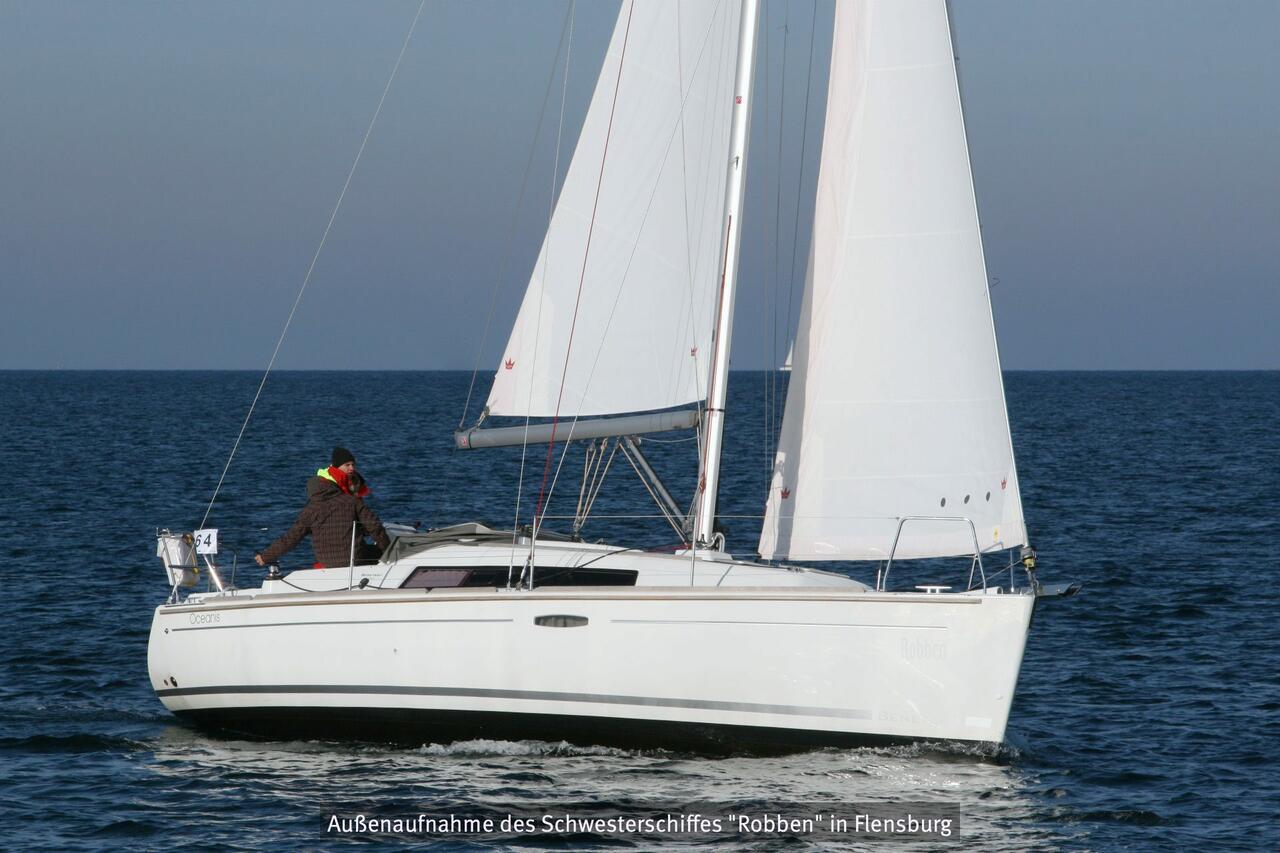Oceanis 31, picture 6