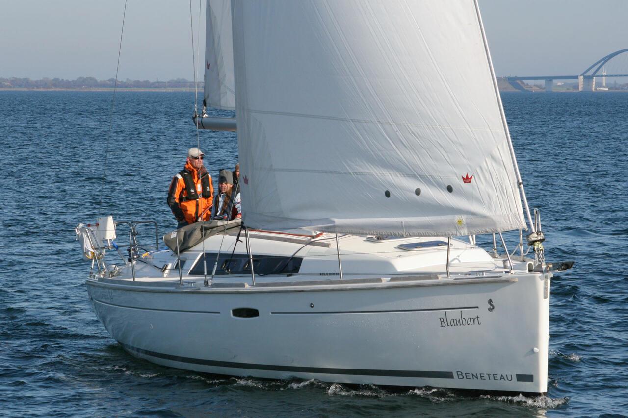 Oceanis 34, picture 4