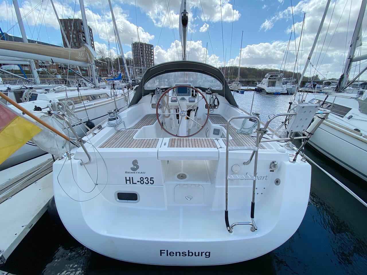 Oceanis 34, picture 3