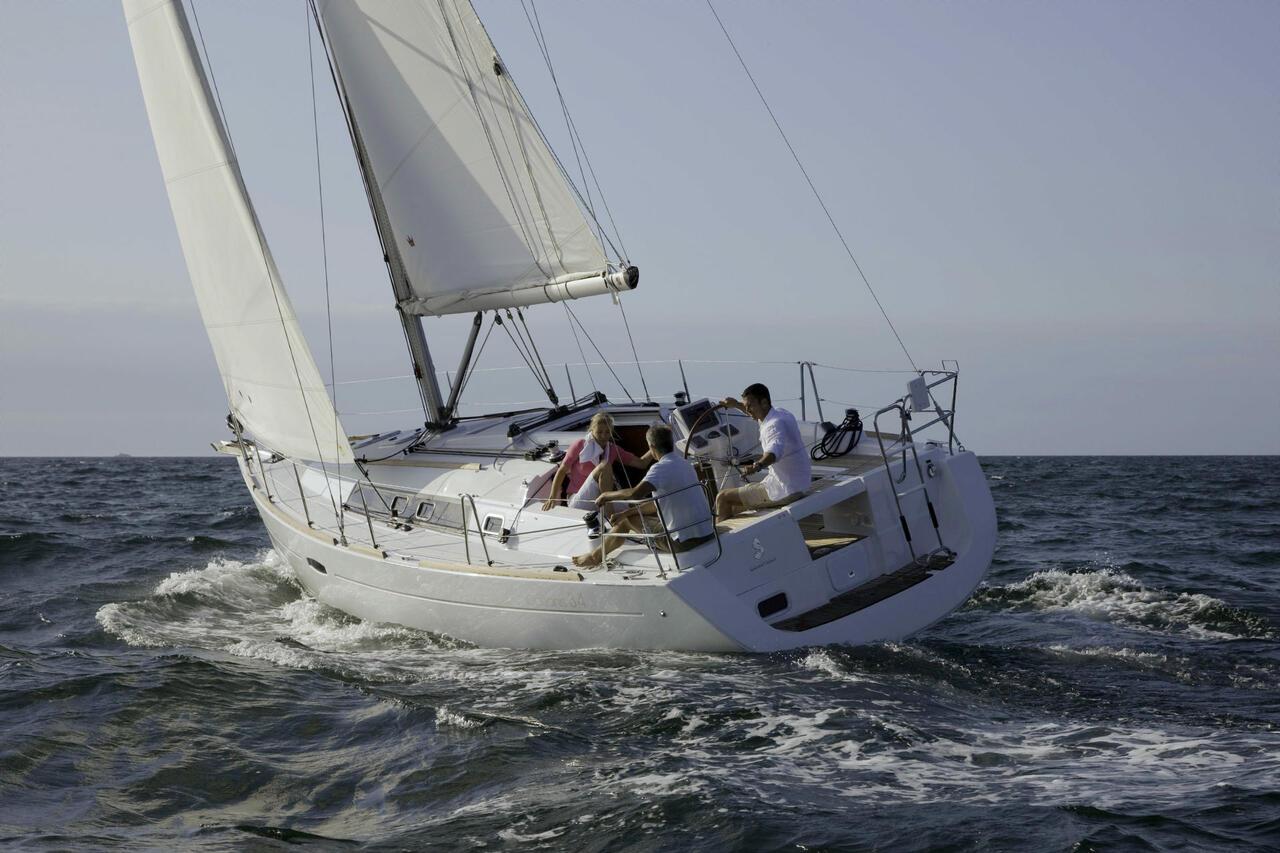 Oceanis 34, picture 7
