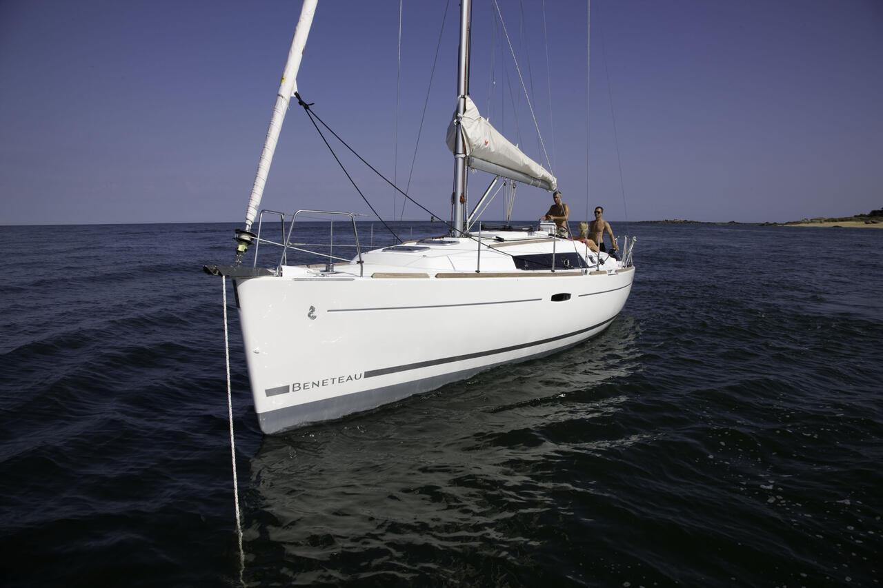 Oceanis 34, picture 6