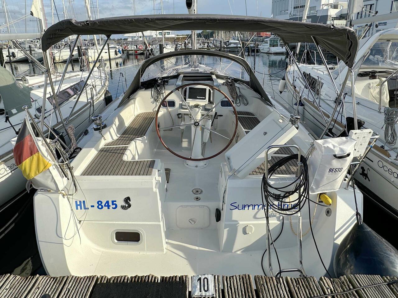 Oceanis 37, picture 3