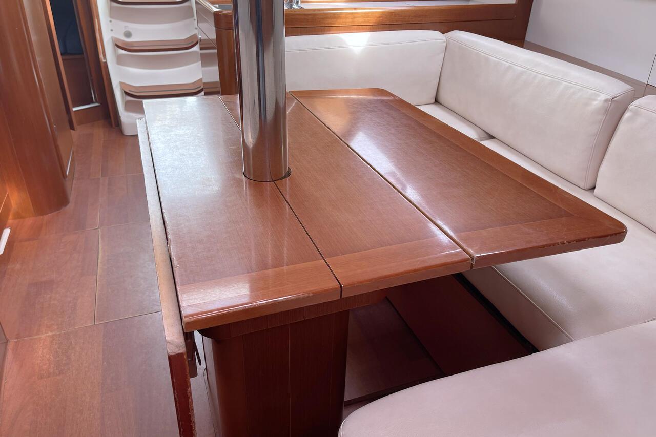 Oceanis 37, picture 14