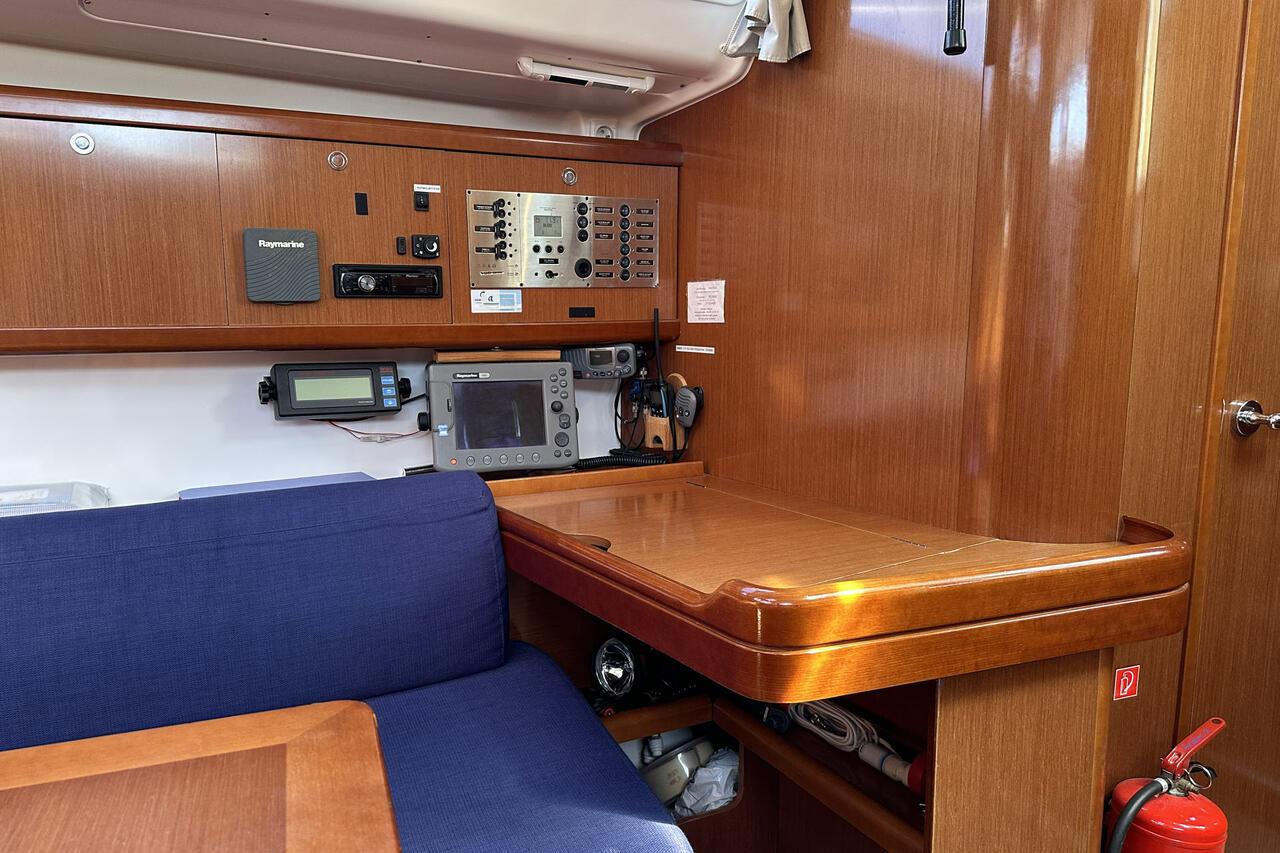 Oceanis 43, picture 14