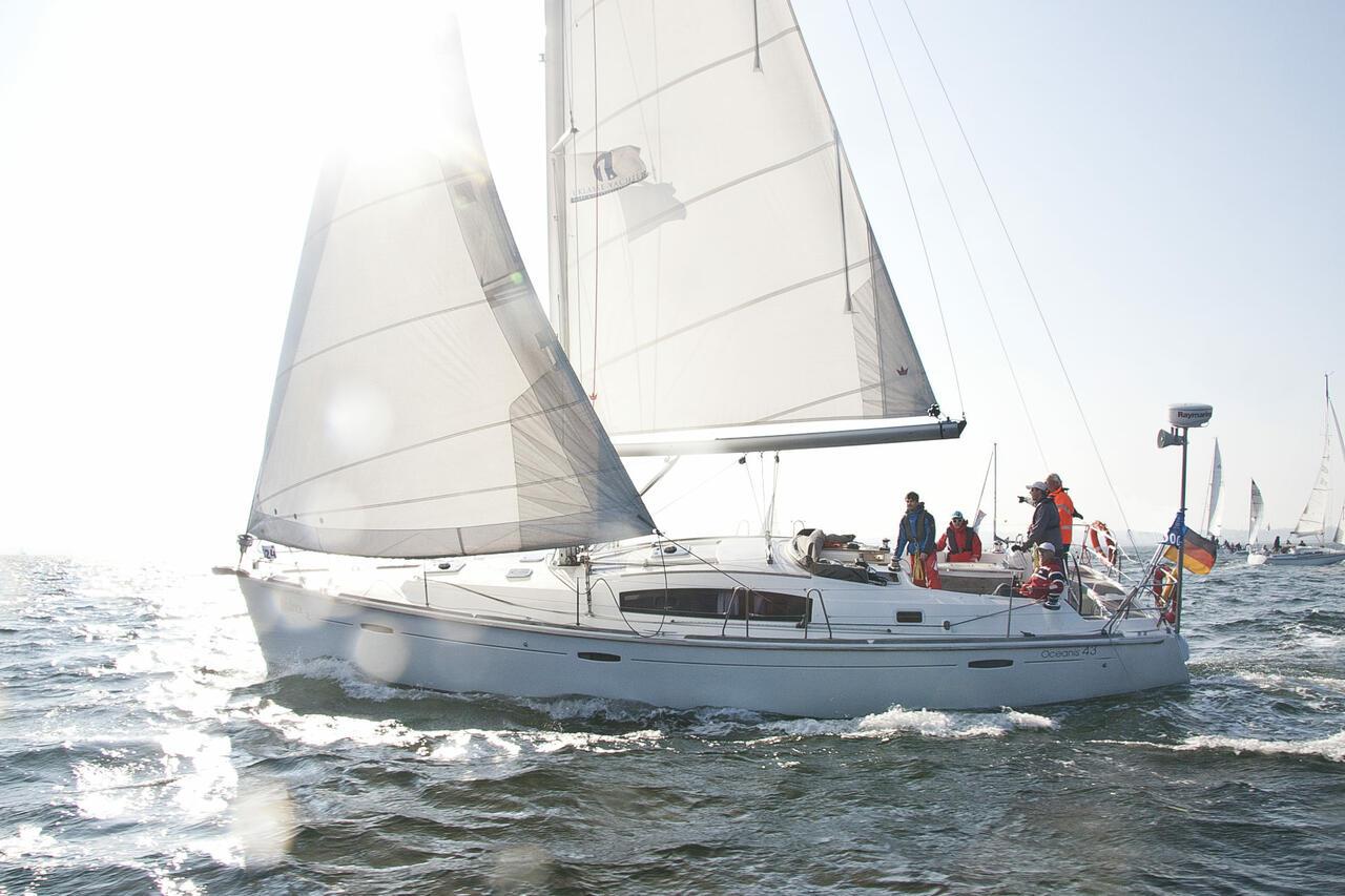 Oceanis 43, picture 8