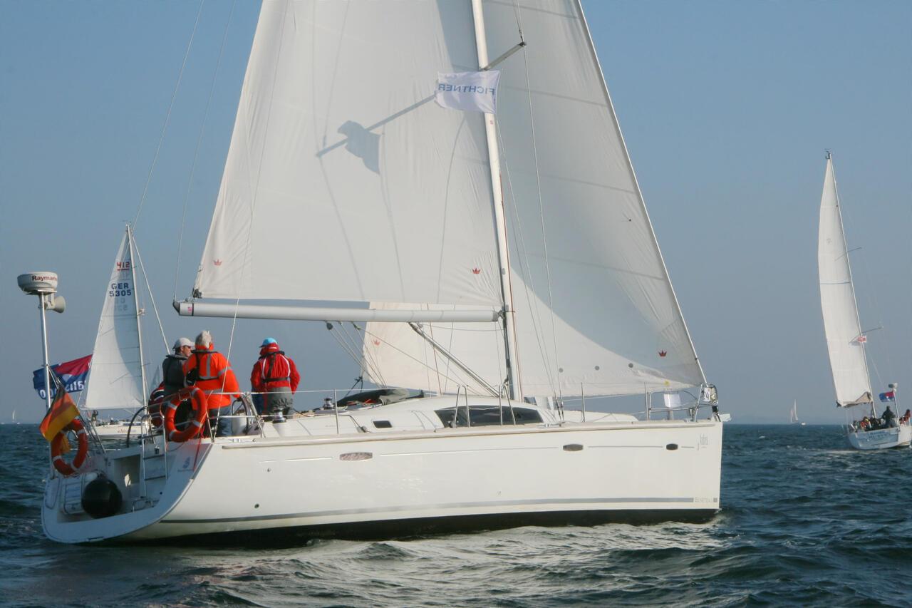 Oceanis 43, picture 5