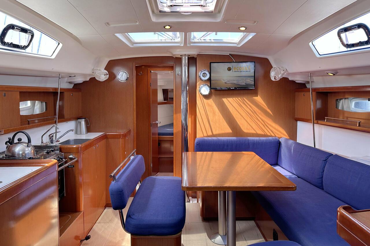 Oceanis 43, picture 10