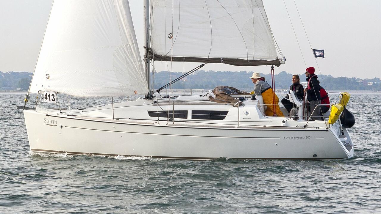 Sun Odyssey 30i - Lightning, picture 1