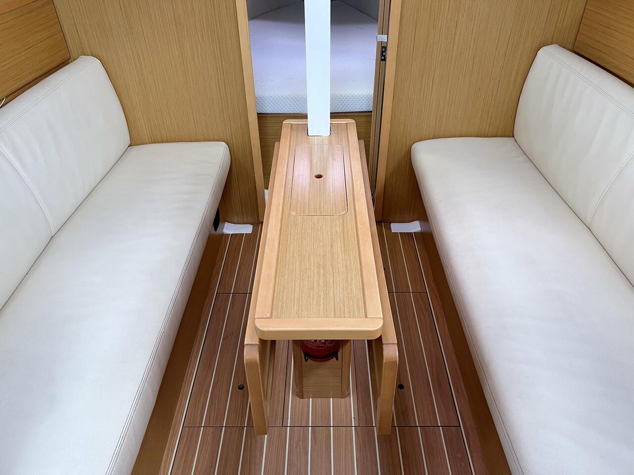 Sun Odyssey 30i, picture 11