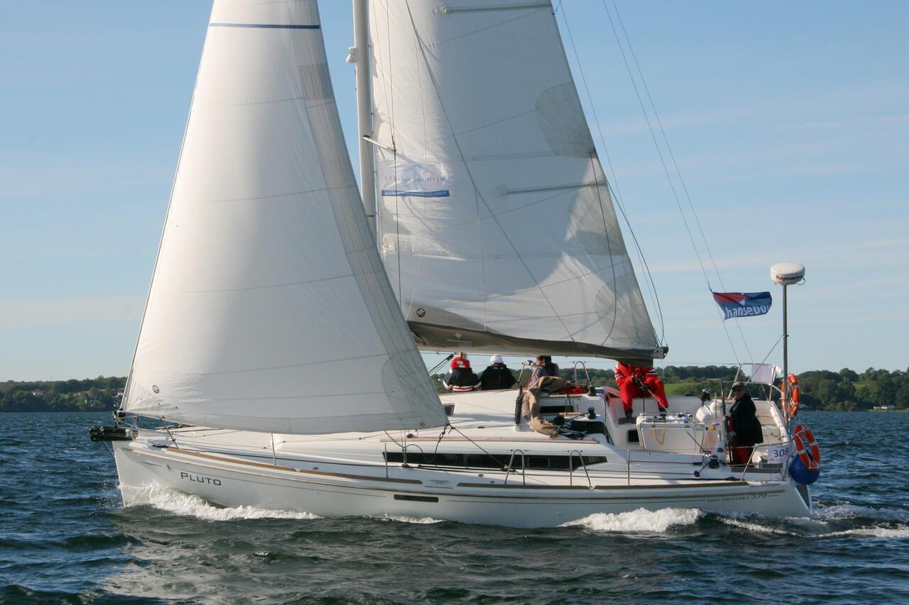 Sun Odyssey 379, picture 1