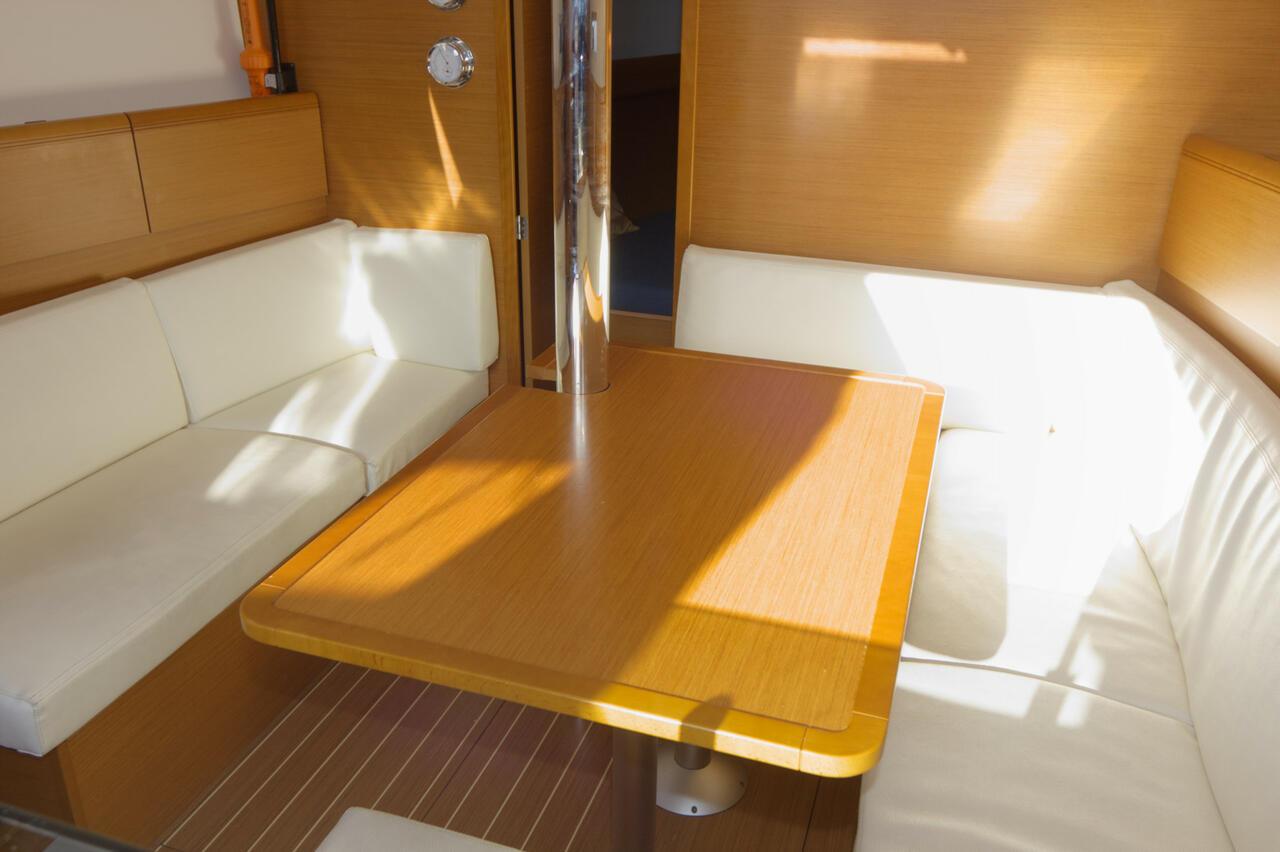 Sun Odyssey 379, picture 13