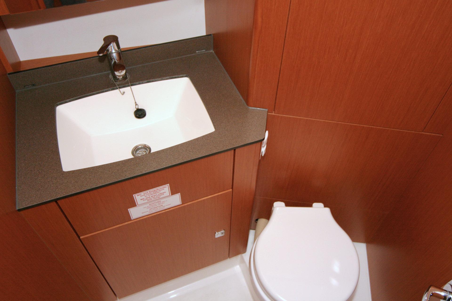 Bavaria Cruiser 41S, picture 17