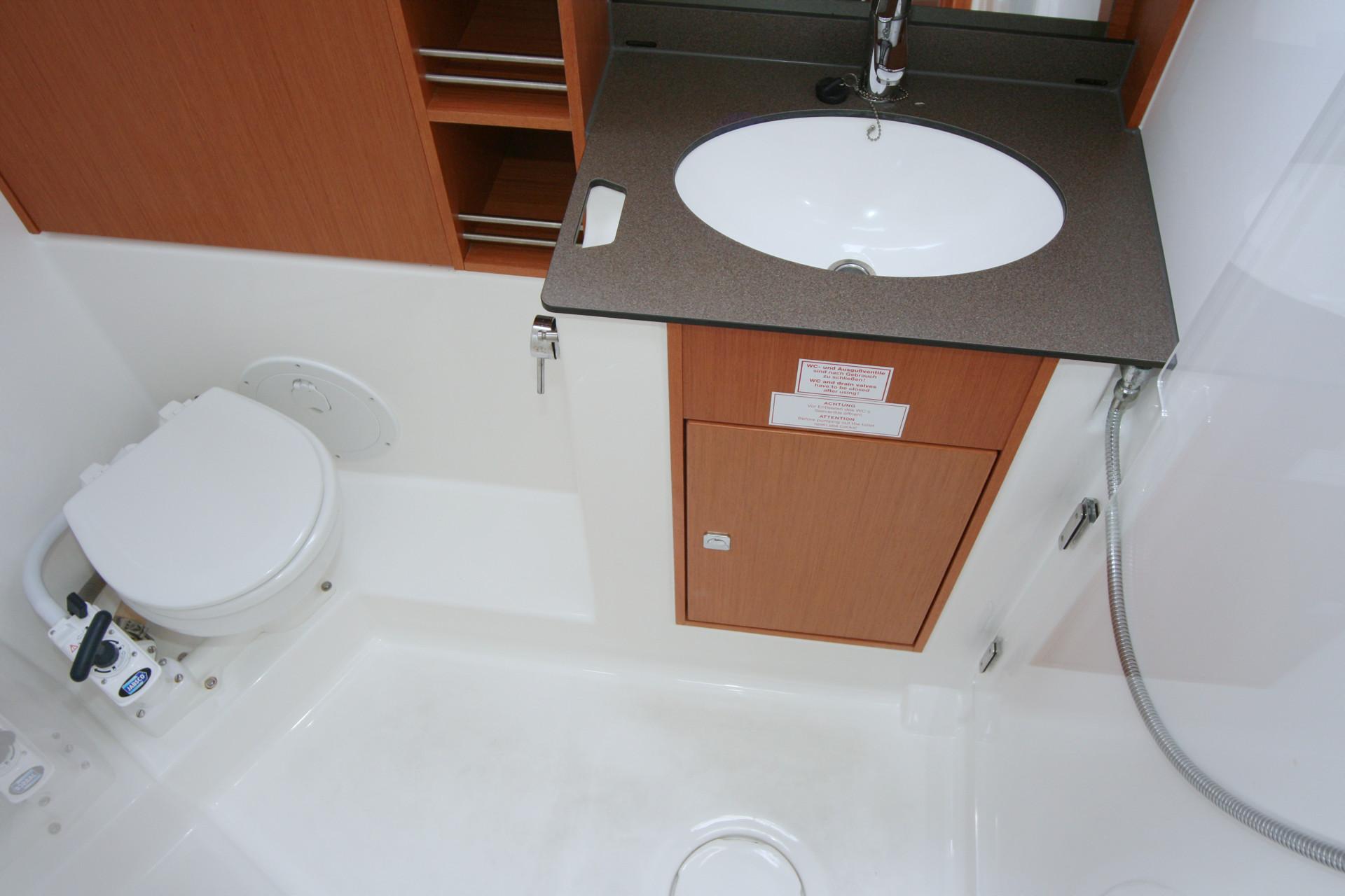 Bavaria Cruiser 41S, picture 18