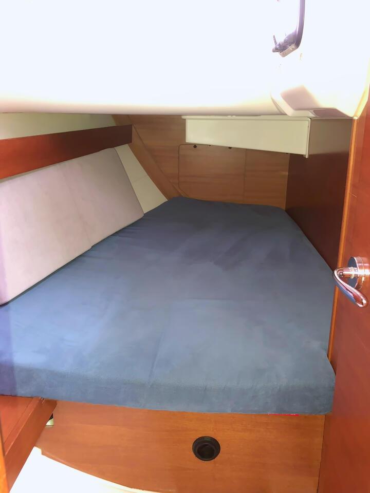 Dufour 40E, picture 15