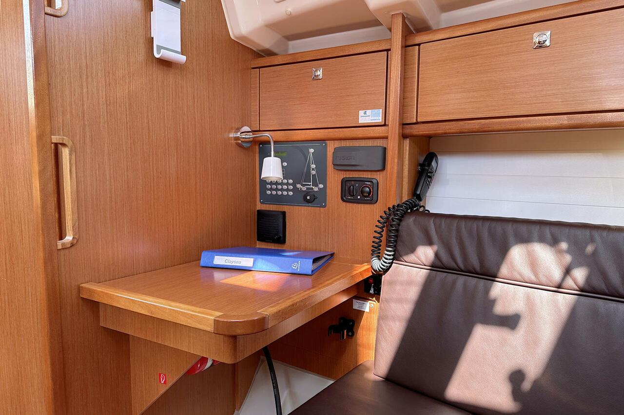 Bavaria Cruiser 33, picture 11