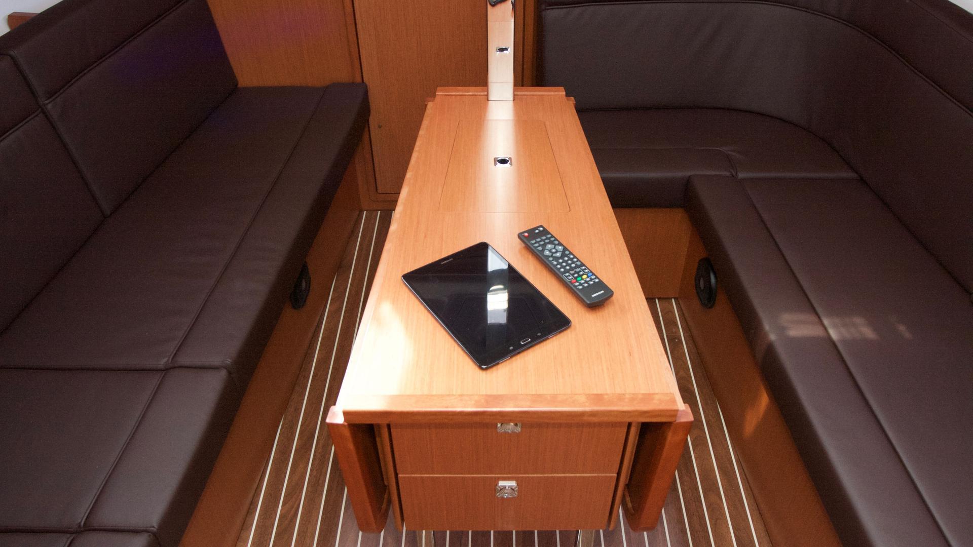 Bavaria Cruiser 34, picture 14