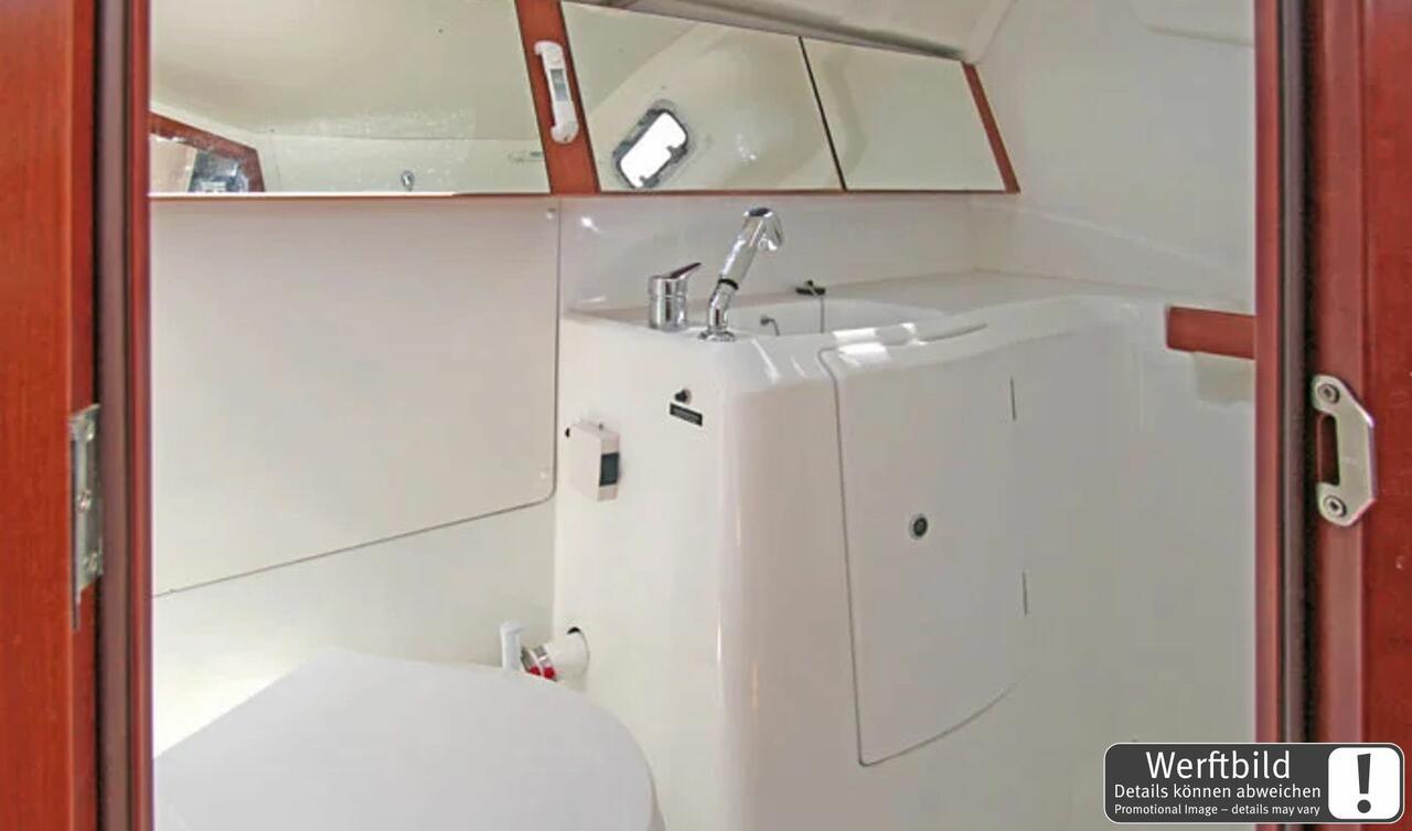 Oceanis 34.2, picture 15