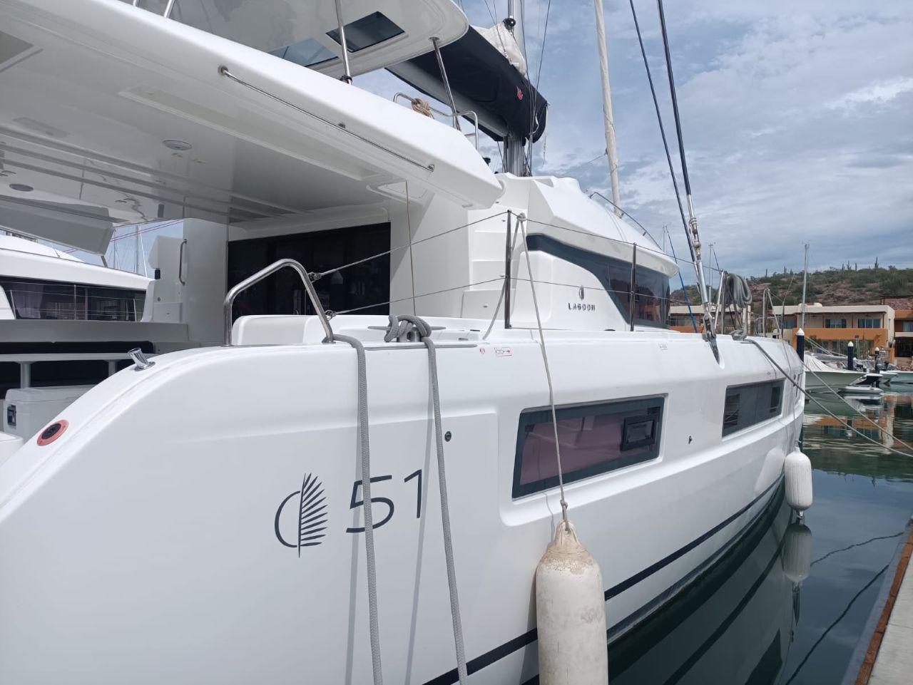 Lagoon 51 - 6 + 2 cab., picture 3