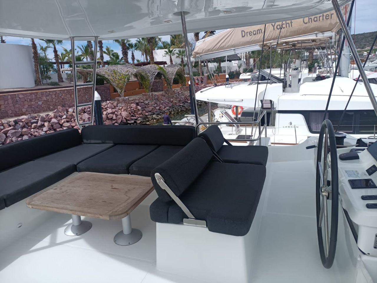 Lagoon 51 - 6 + 2 cab., picture 6