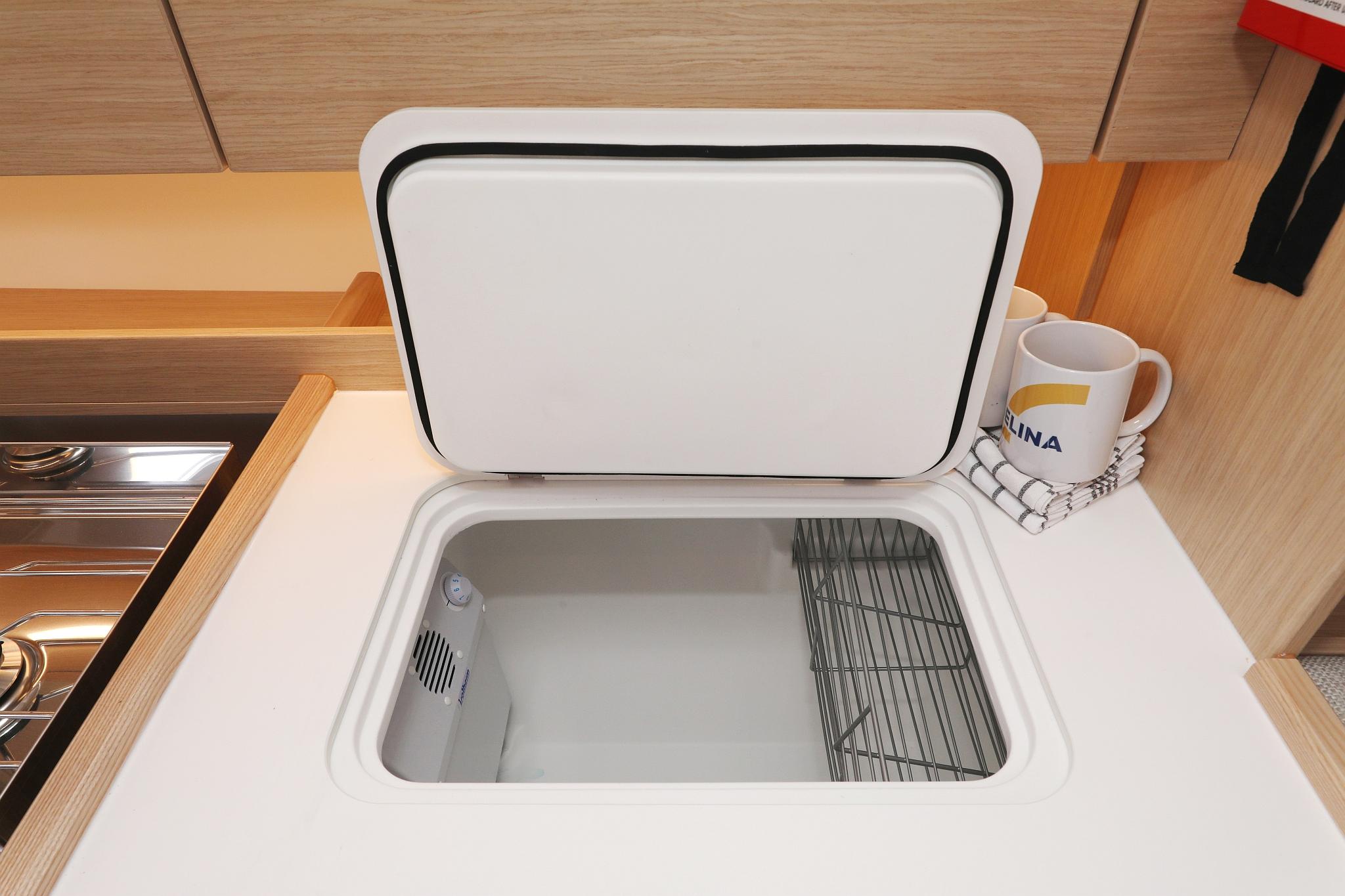 Bavaria C42, picture 42