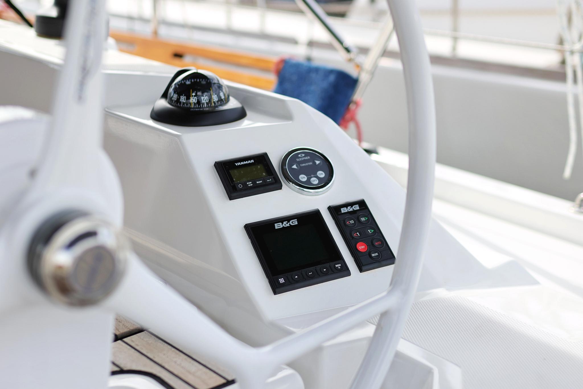 Bavaria C42, picture 46