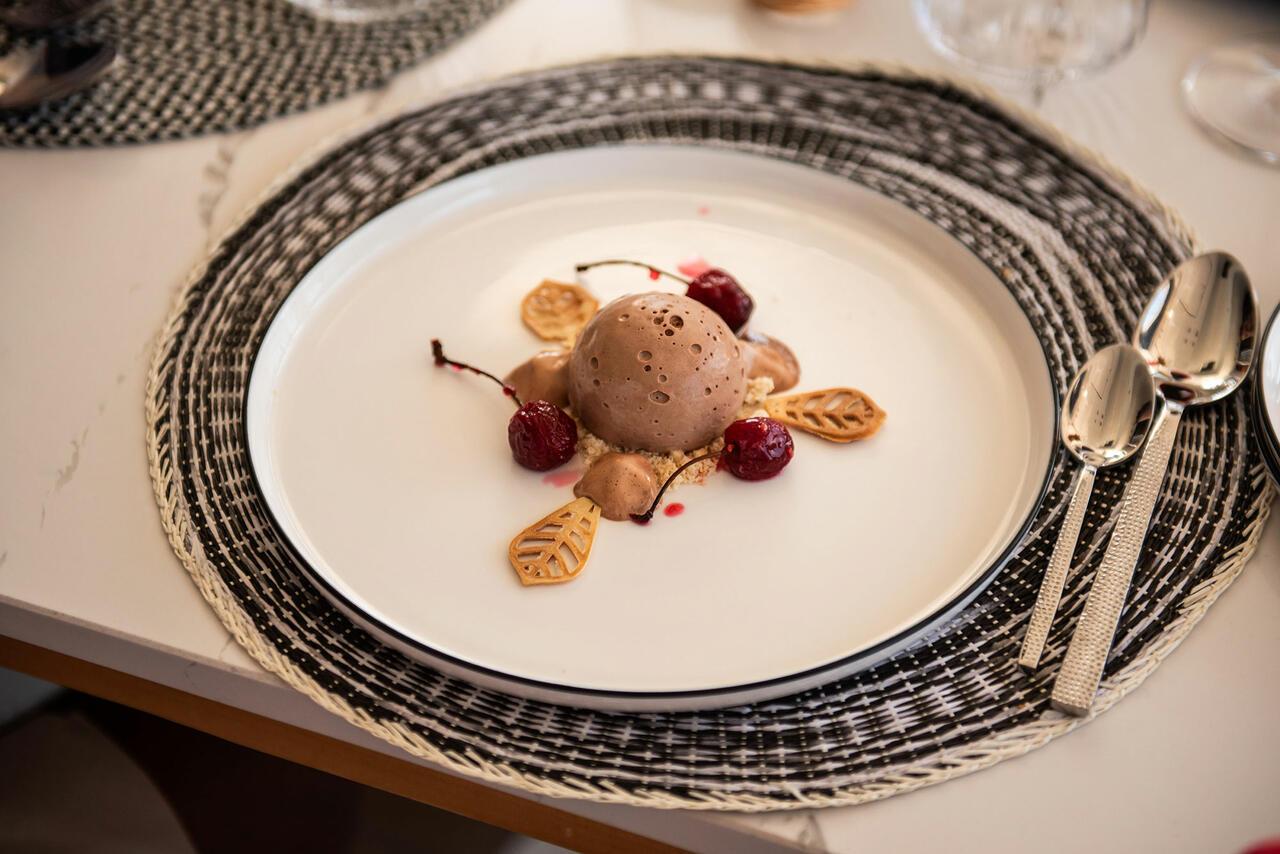 Lagoon 52 - 6 cab., picture 10