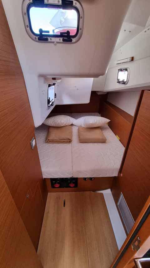 Sun Odyssey 380 - 3 cab., picture 11